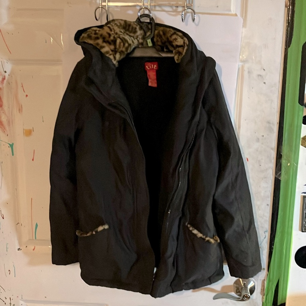 Tilt jacket size L cheetah print like NEW